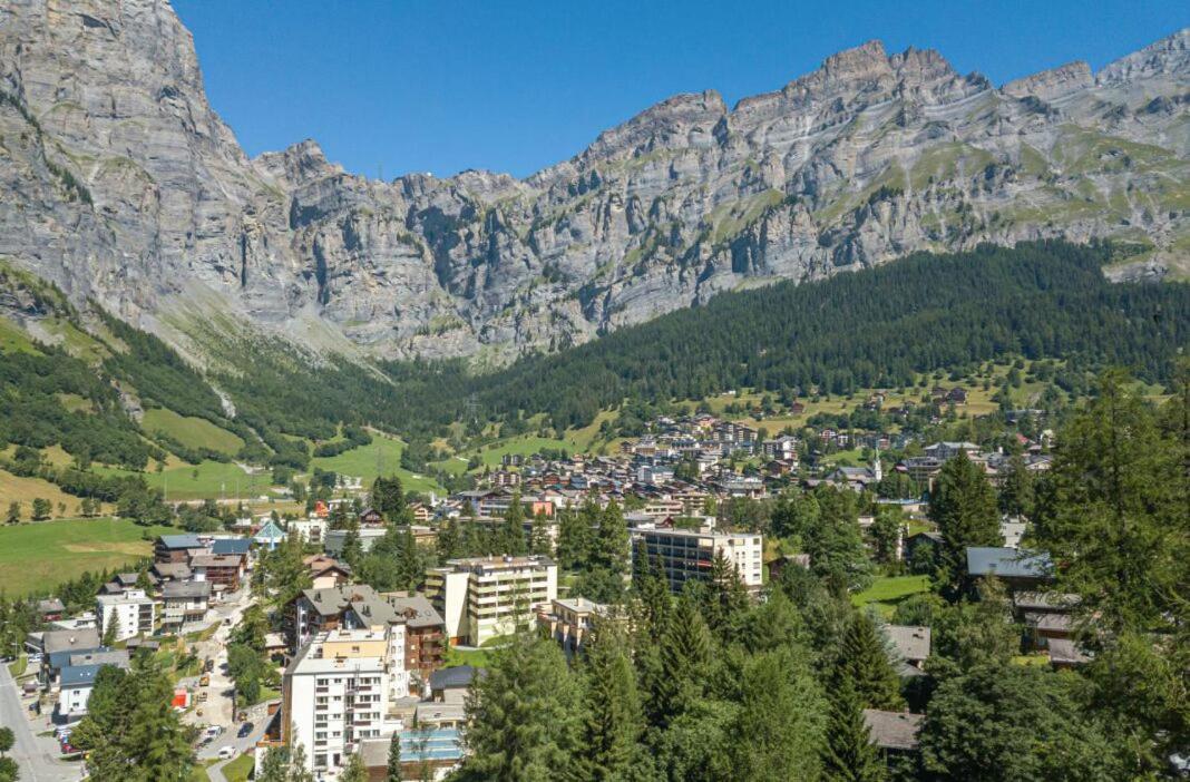 Ferienwohnung Haus Tarbey Leukerbad Exterior foto
